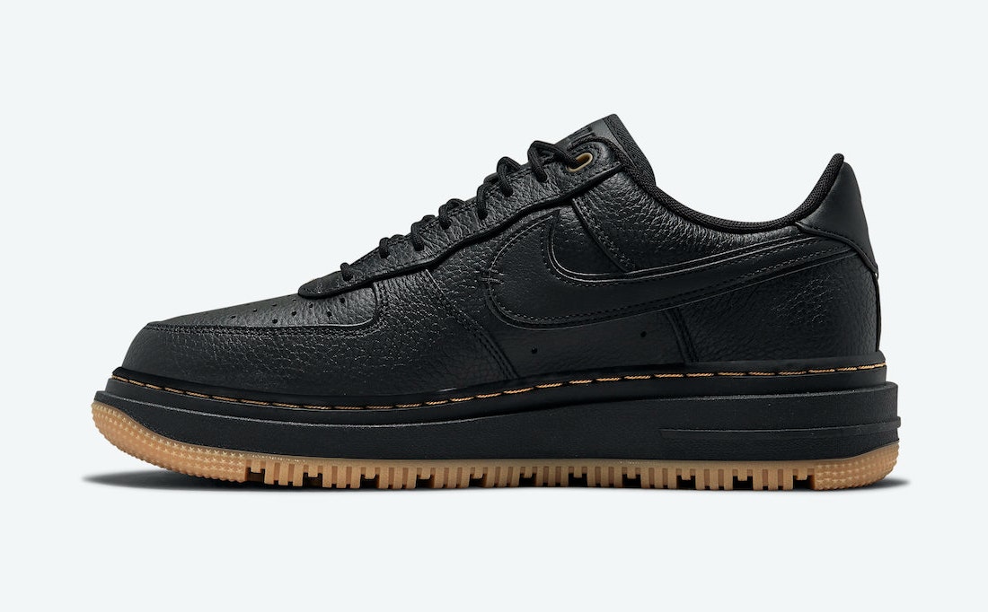 Nike Air Force 1 Luxe "Black Gum"