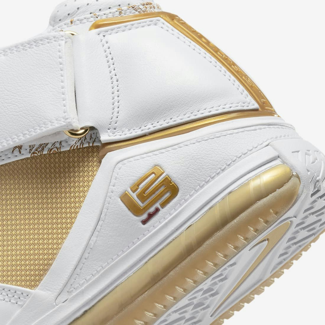 Nike LeBron 2 "Maccabi"