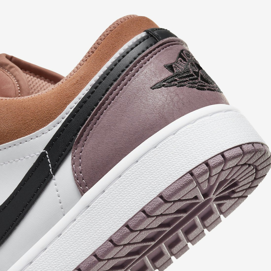 Air Jordan 1 Low SE "Sky J Mauve"