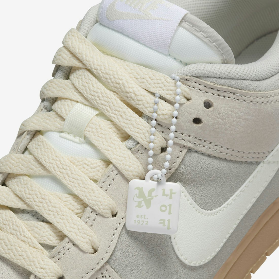 Nike Dunk Low SE "Hangul Day"