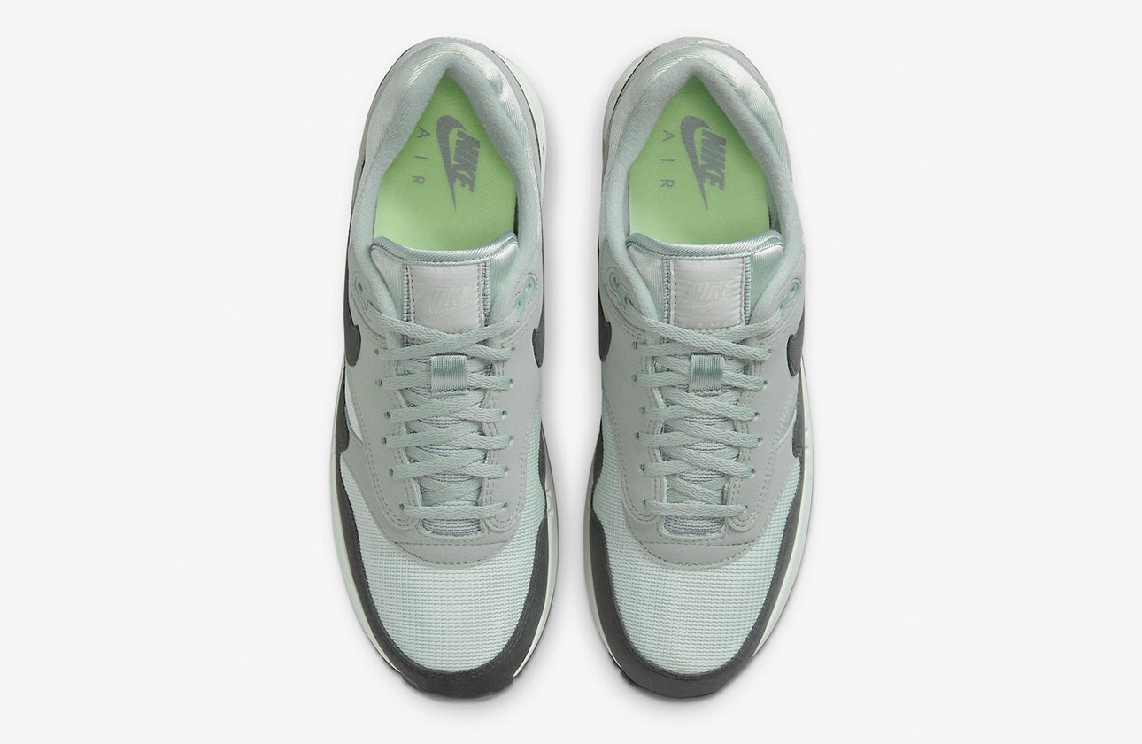 Nike Air Max 1 ’86 "Light Silver"