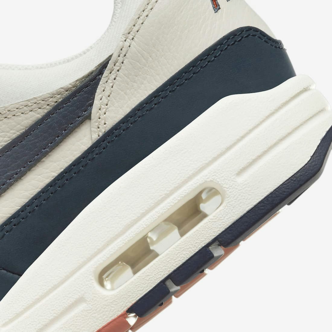 Nike Air Max 1 "Light Orewood Brown/Obsidian"