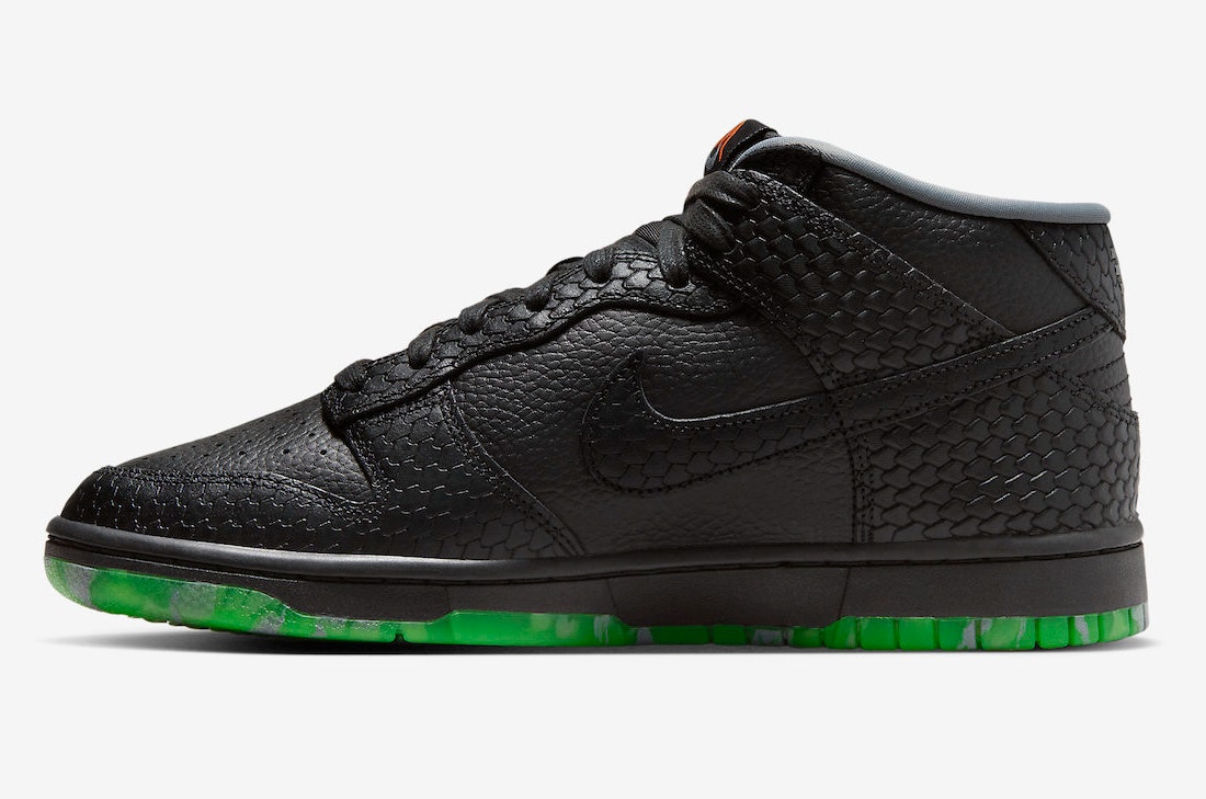 Nike Dunk Mid "Halloween"