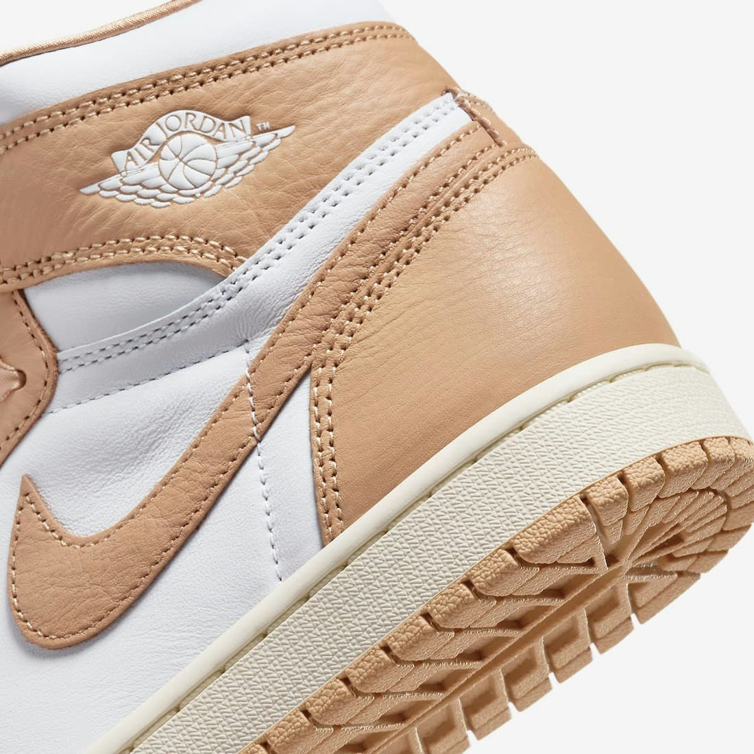 Air Jordan 1 High OG WMNS "Praline"