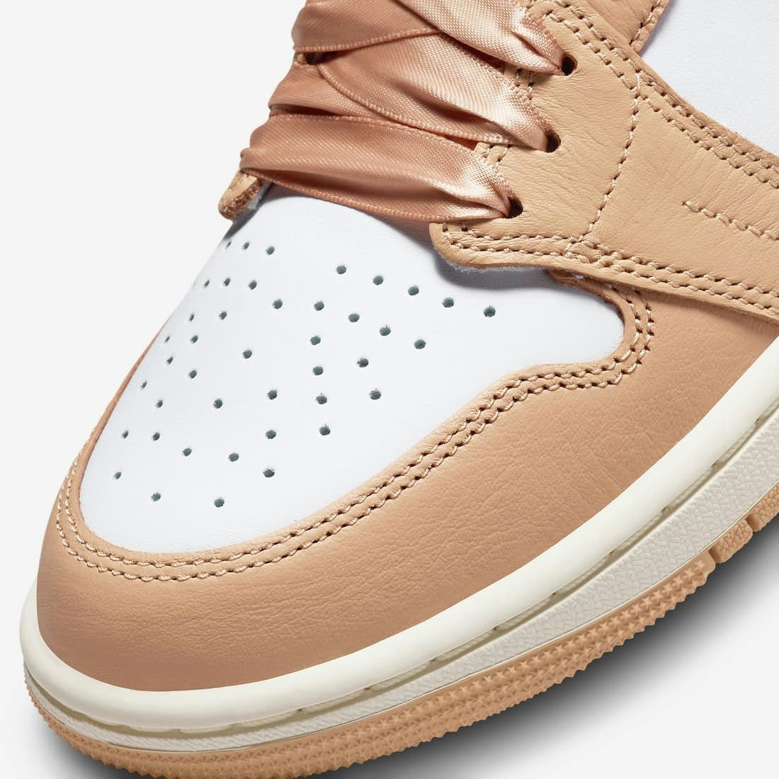 Air Jordan 1 High OG WMNS "Praline"