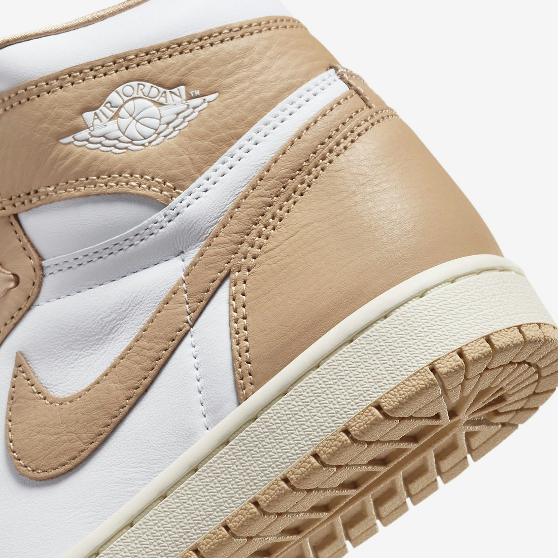 Air Jordan 1 High OG "Praline"