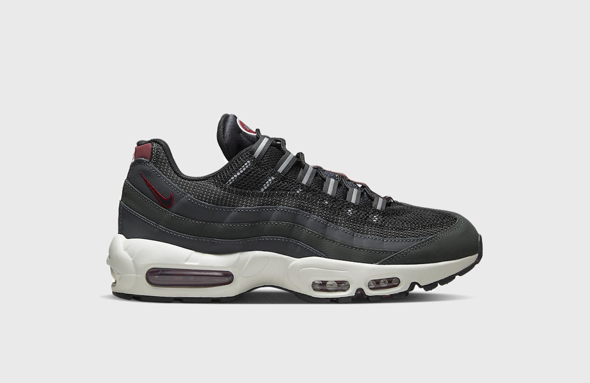 Nike Air Max 95 Batman kaufen DQ3982 001 HEAT MVMNT