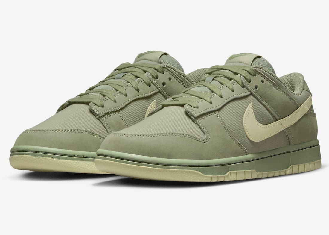 Nike Dunk Low Premium