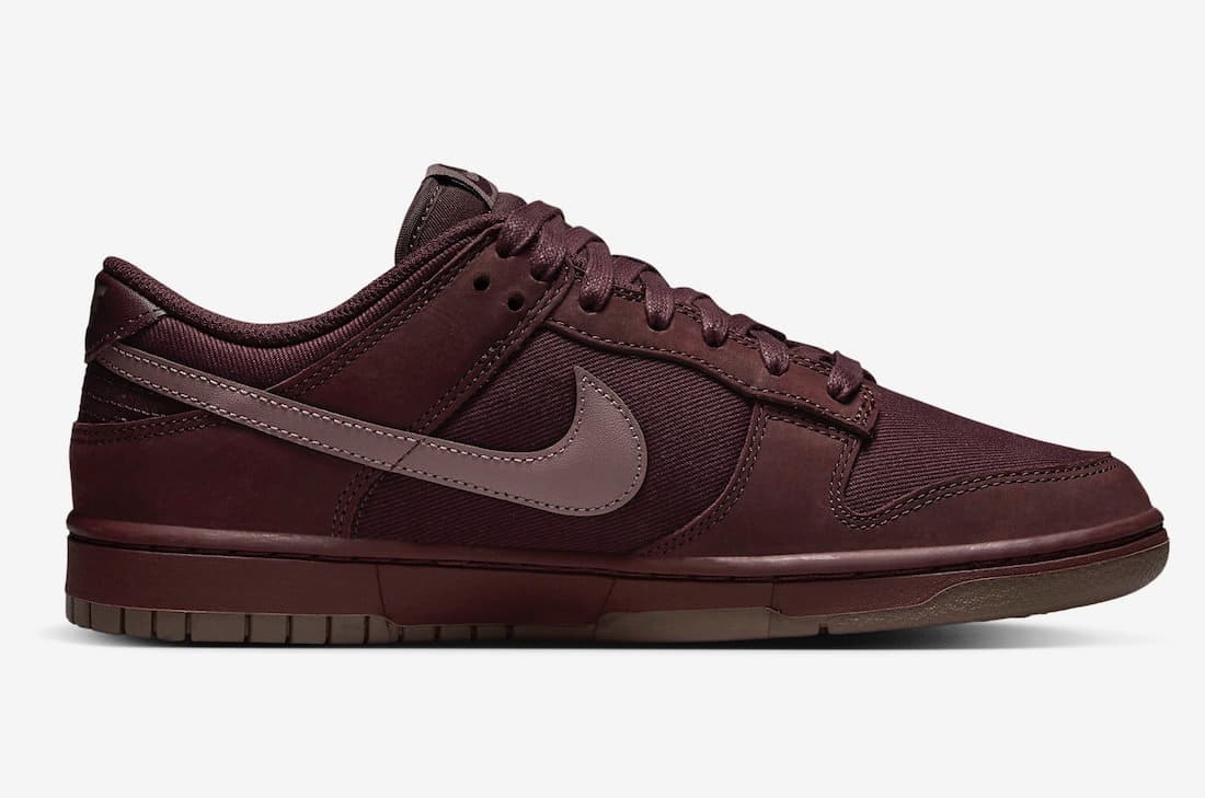 Nike Dunk Low Premium