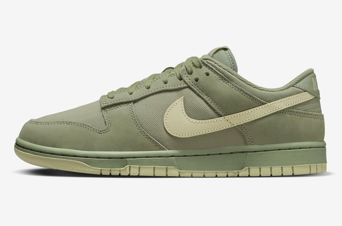 Nike Dunk Low Premium