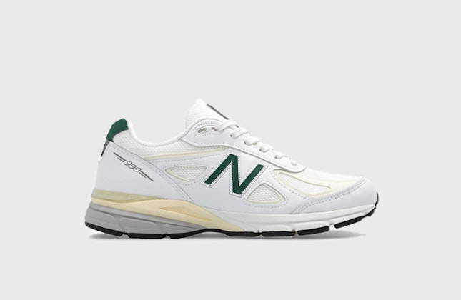 New Balance 990v4 "Made in USA" (Cream) New Balance 990v4 "Made in USA" (Cream)