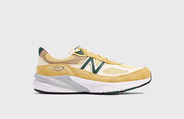 New Balance 990v4 "Made in USA" (Pale Yellow) New Balance 990v4 "Made in USA" (Pale Yellow)