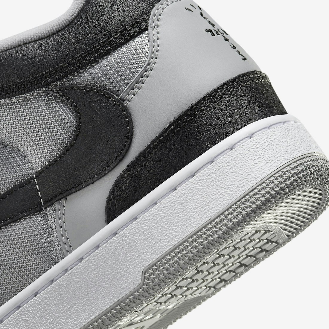Travis Scott x Nike Mac Attack "Light Smoke Grey"