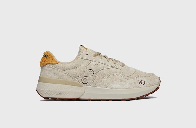 Universal Works x Saucony Jazz NXT "Light Beige" Universal Works x Saucony Jazz NXT "Light Beige"