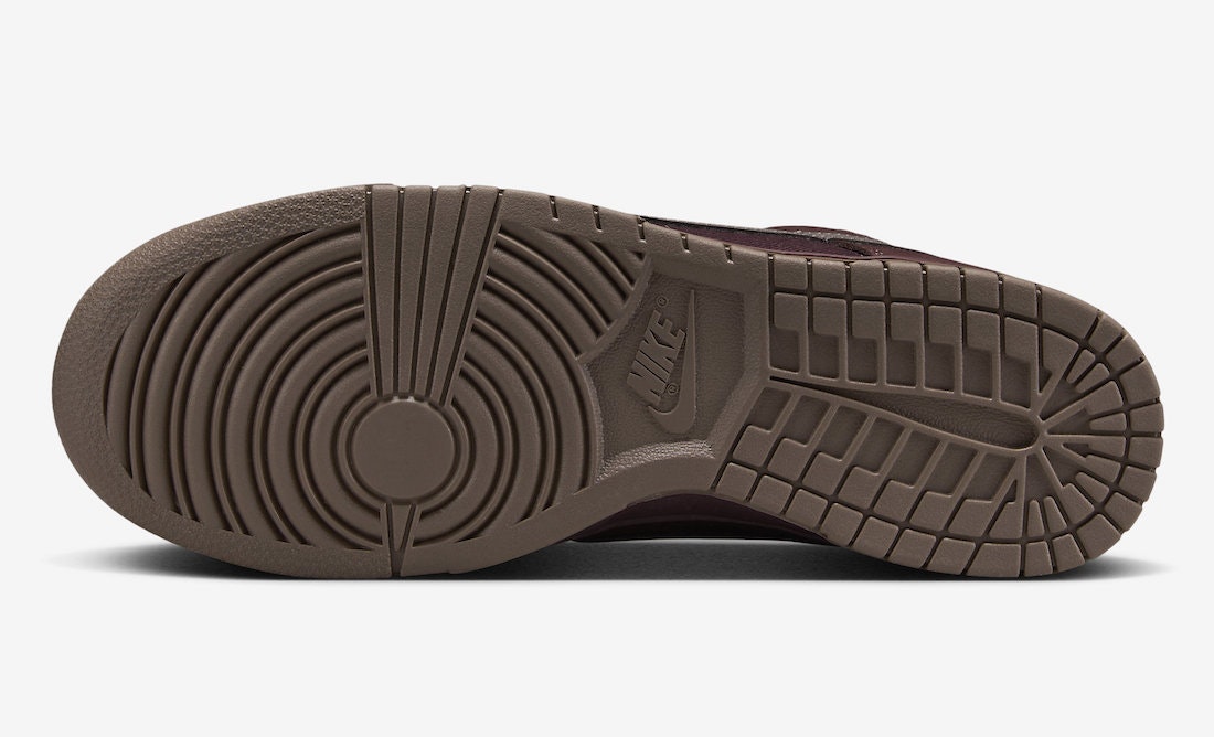 Nike Dunk Low PRM "Burgundy Crush"