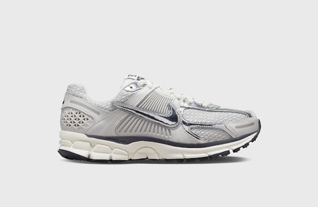 Nike Zoom Vomero 5 "Photon Dust" Nike Zoom Vomero 5 "Photon Dust"