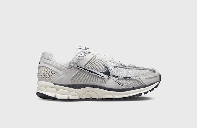 Nike Zoom Vomero 5 "Photon Dust"