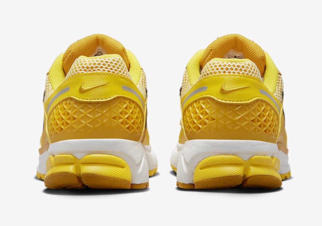 Nike Zoom Vomero 5 "Varsity Maize"