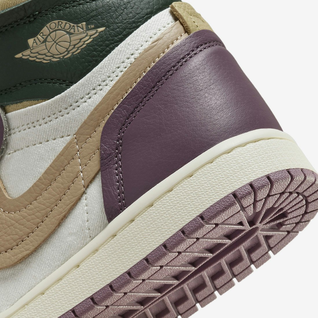 Air Jordan 1 MM High "Galactic Jade"