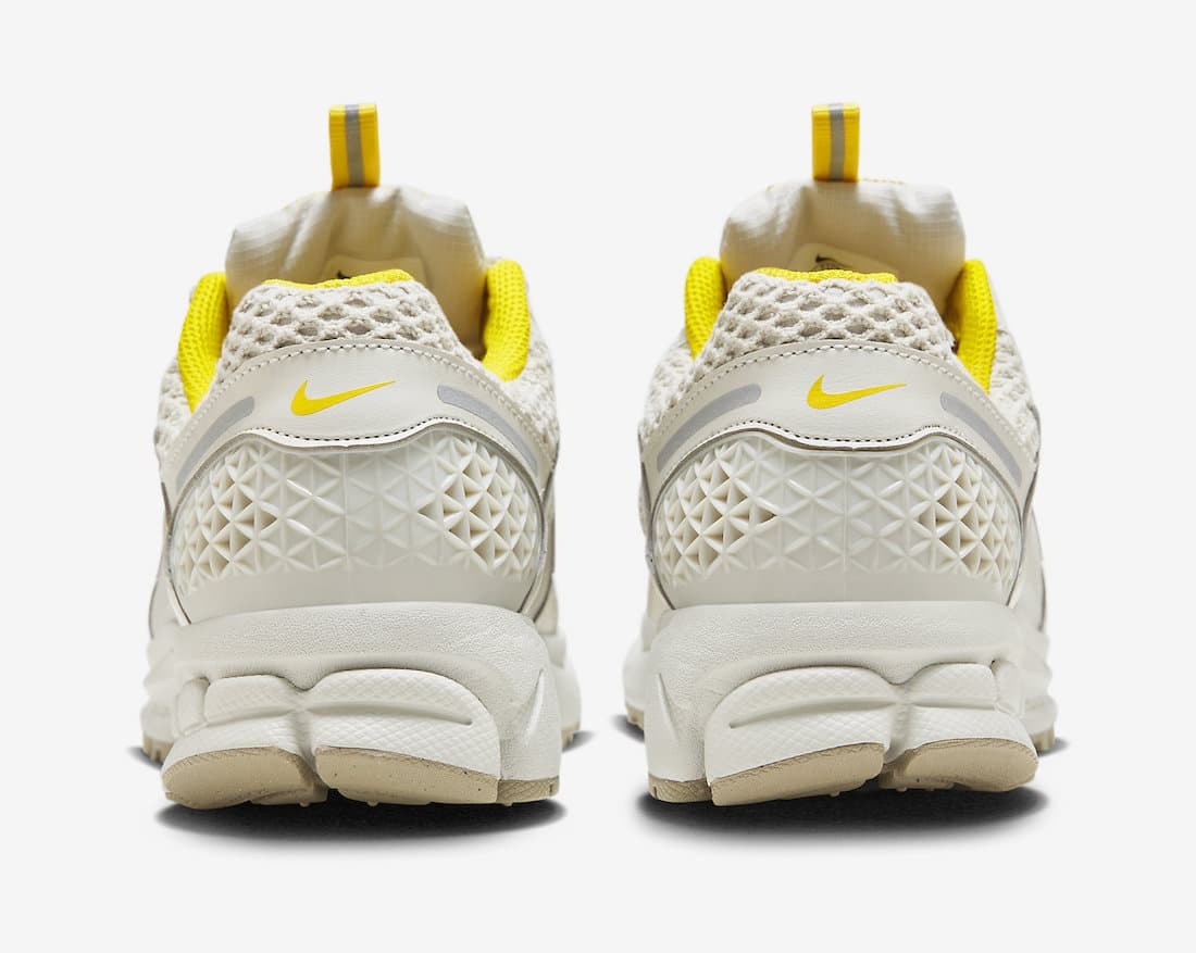 Nike Zoom Vomero 5 "Light Bone"