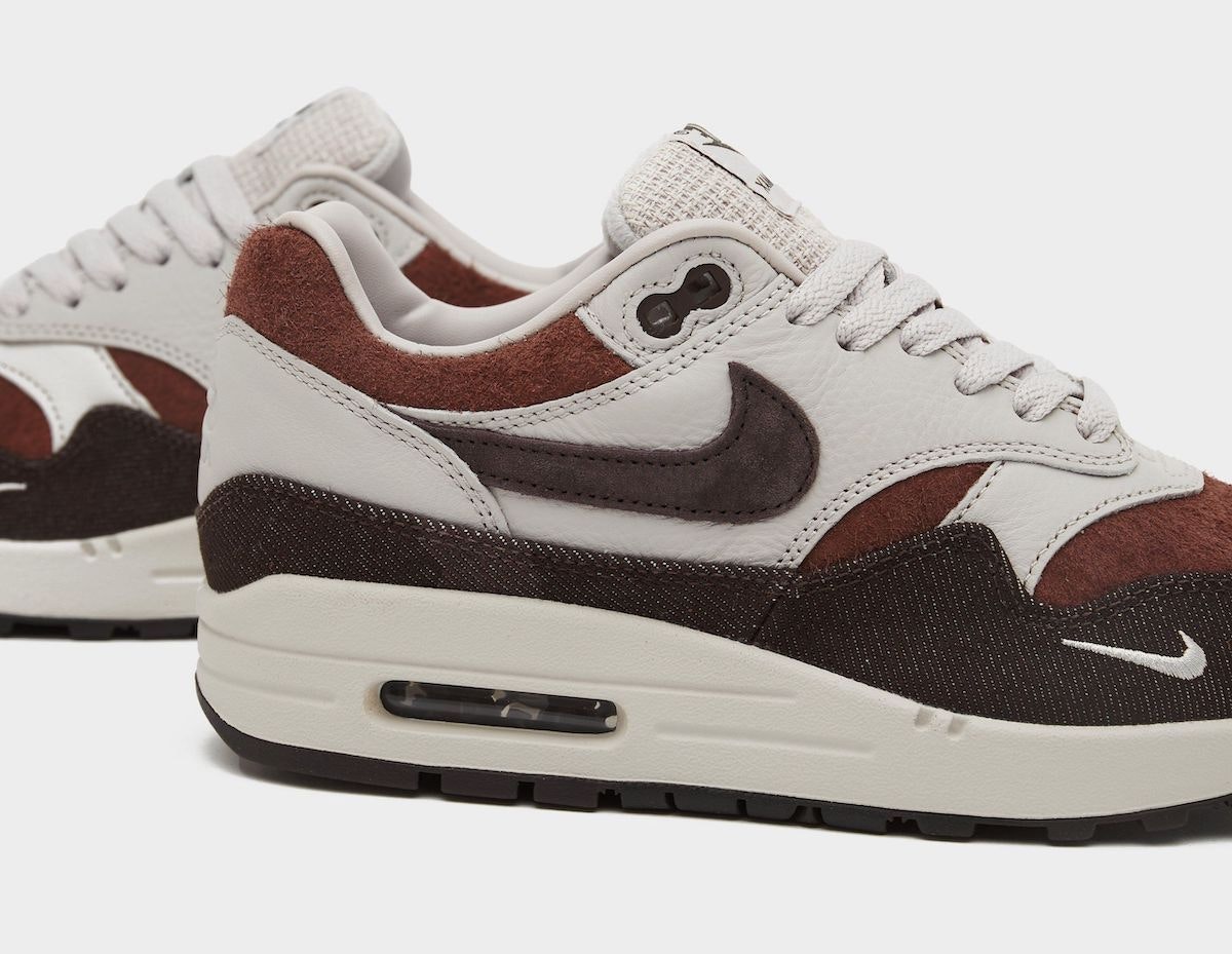 size? x Nike Air Max 1 "Knit Brown"