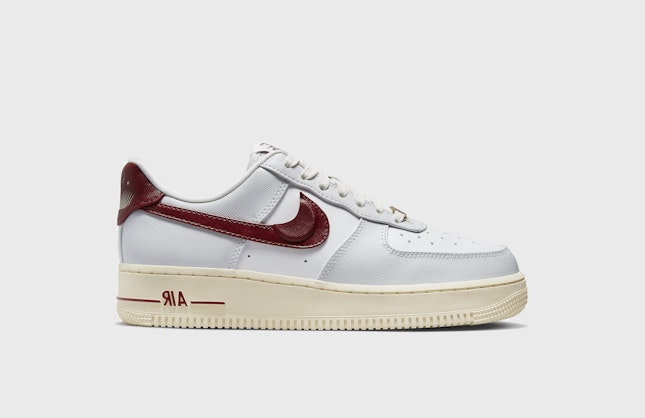 Nike Air Force 1 Low "Just Do It" (Photon Dust)