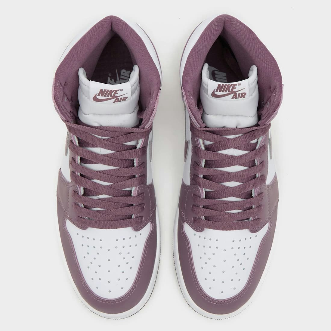 Air Jordan 1 High OG "Mauve"