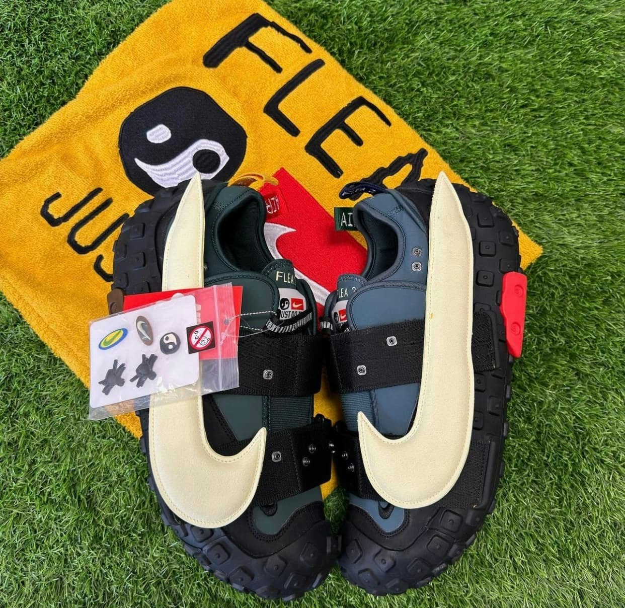 Cactus Plant Flea Market x Nike Air Flea 2