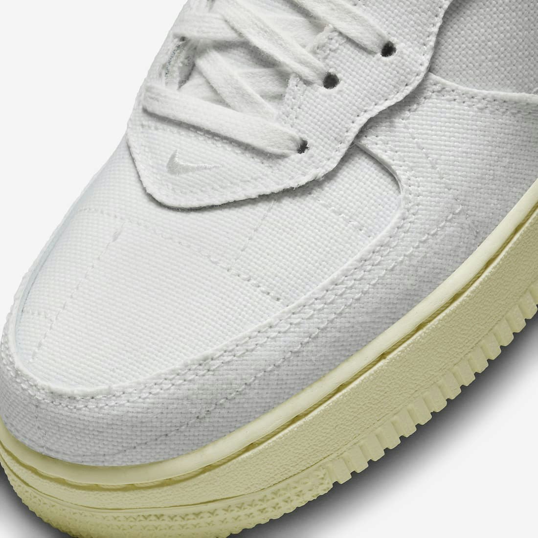 Nike Air Force 1 Mid "White Canvas"