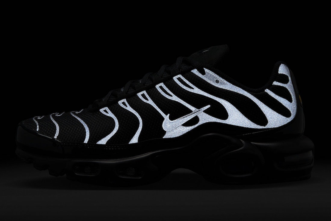 Nike Air Max Plus "Black Reflective"