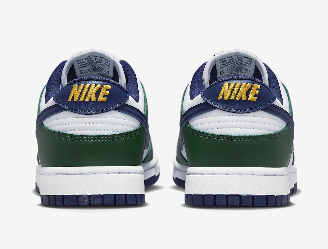 Nike Dunk Low "Fir"