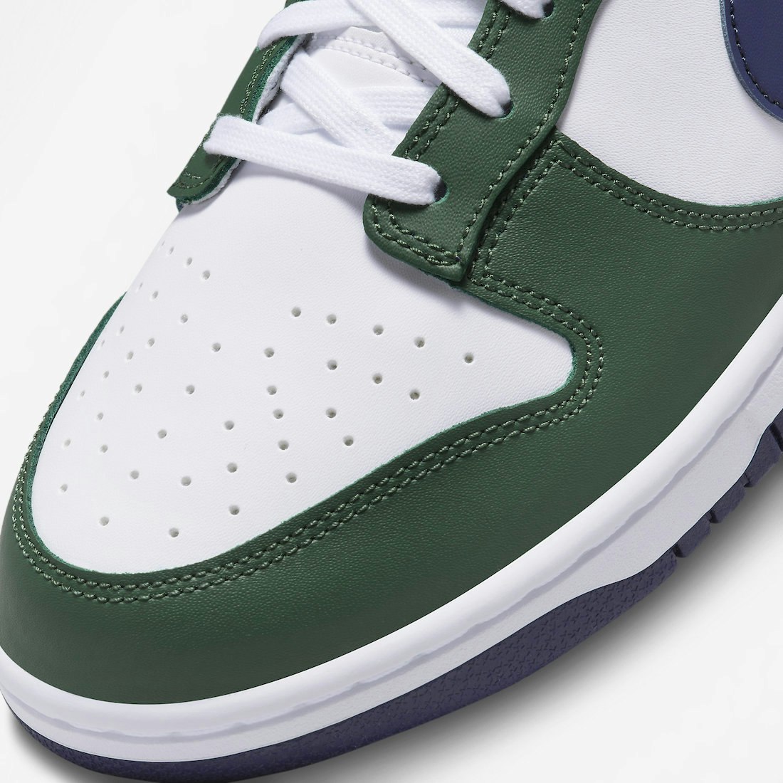 Nike Dunk Low "Fir"