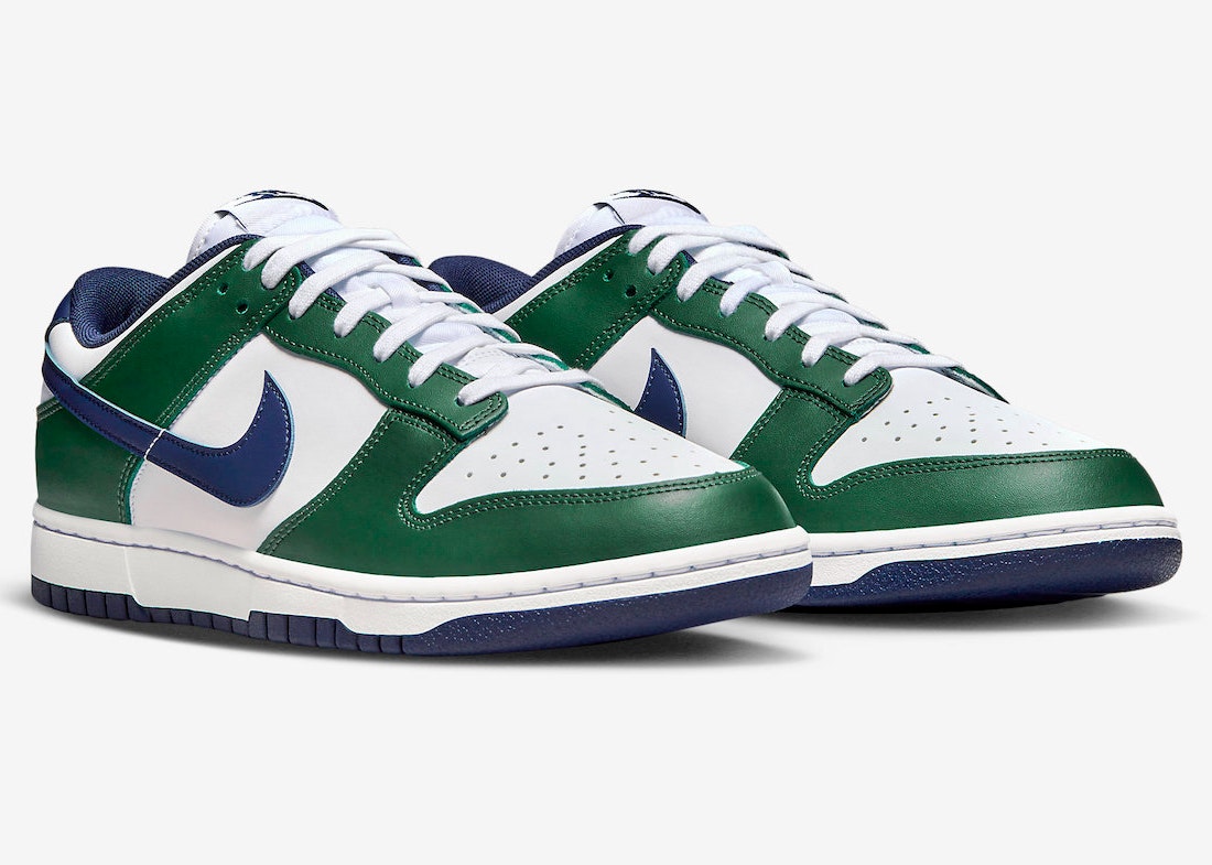 Nike Dunk Low "Fir"