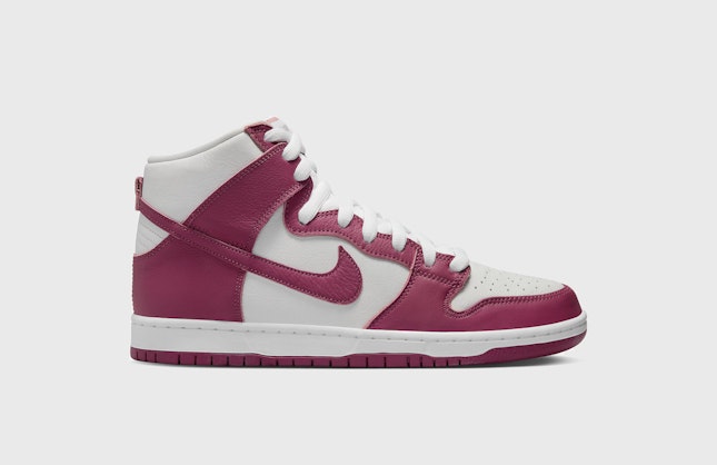 Nike SB Dunk High "Sweet Beet"