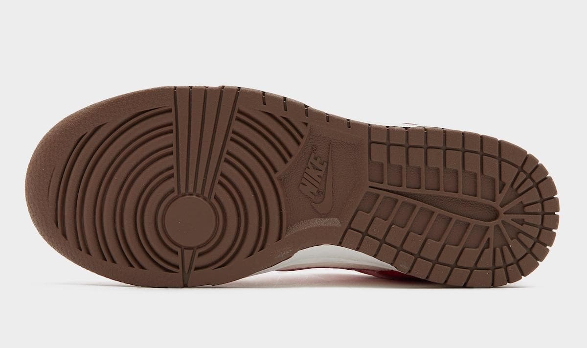Nike Dunk Low "Bacon"
