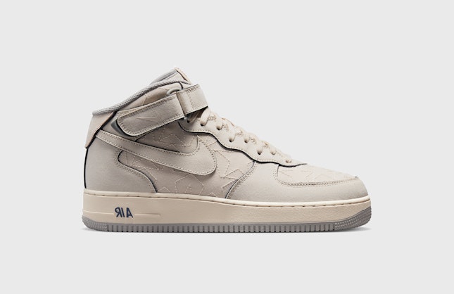 Nike Air Force 1 Mid "Pearl White"