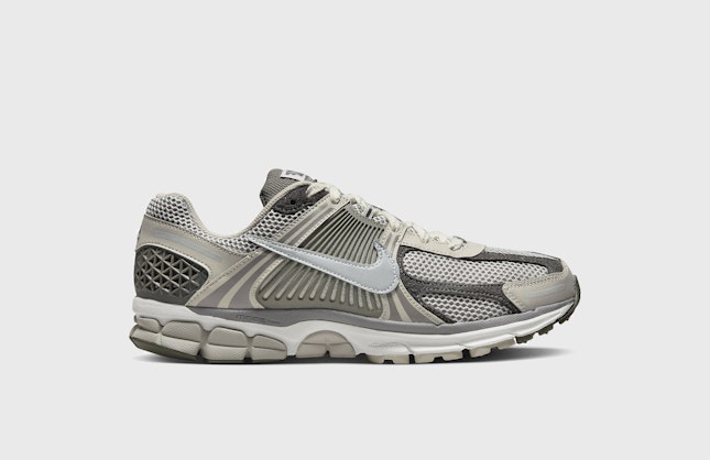 Nike Zoom Vomero 5 "Light Iron Ore"
