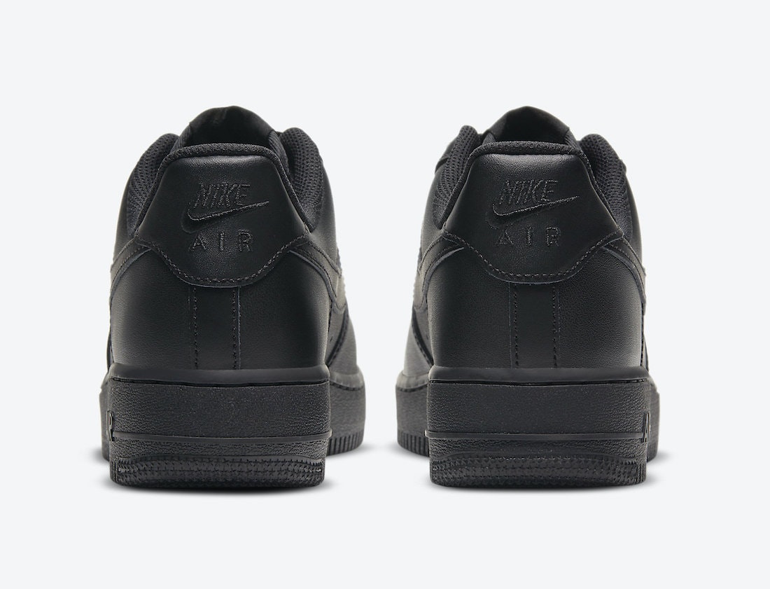 Nike Air Force 1 Low "Triple Black"