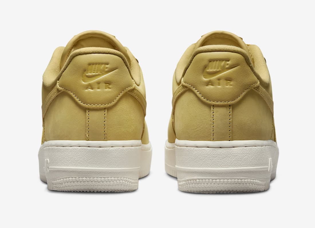 Nike Air Force 1 Low "Gold"