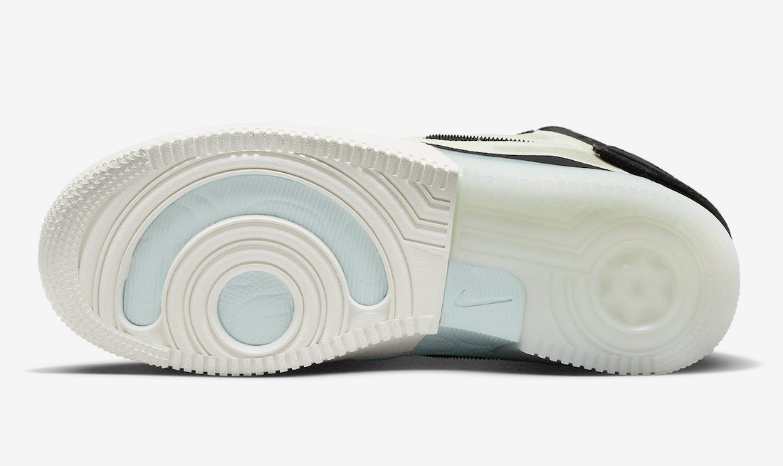 Nike Air Force 1 Mid React "Ghost Green"