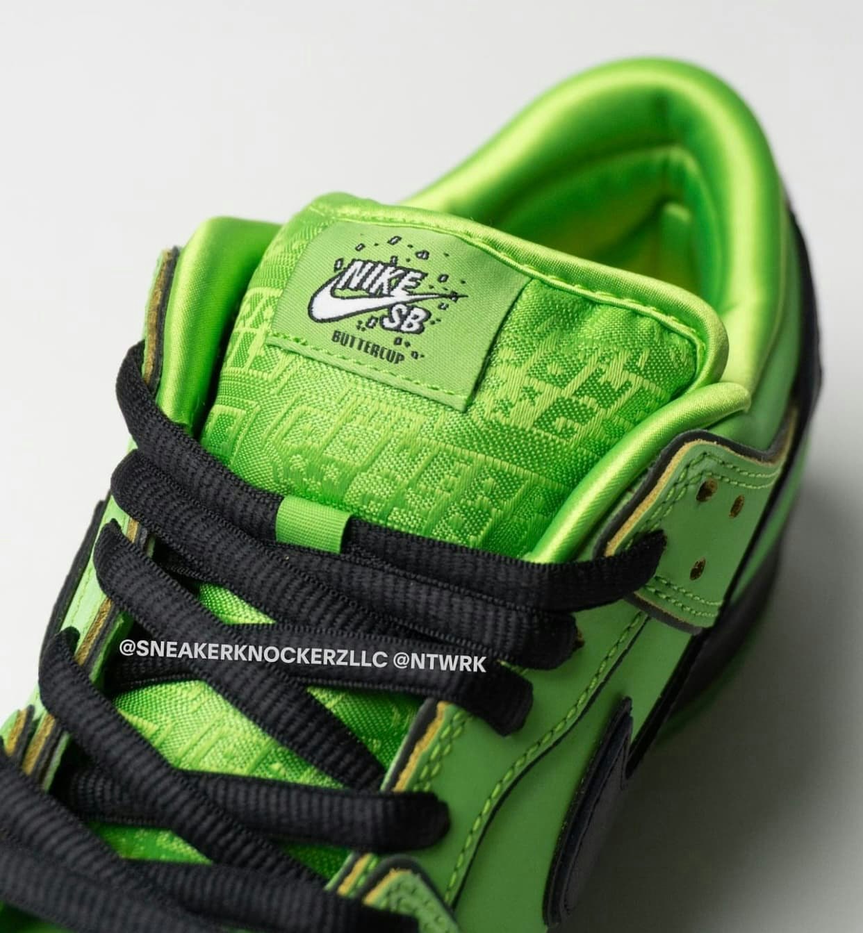 The Powerpuff Girls x Nike SB Dunk Low
