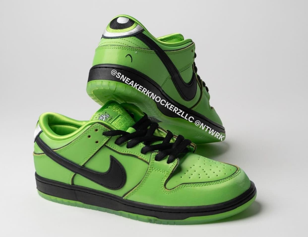 The Powerpuff Girls x Nike SB Dunk Low