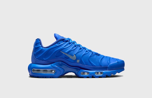 A Cold Wall x Nike Air Max Plus "House Blue" A Cold Wall x Nike Air Max Plus "House Blue"