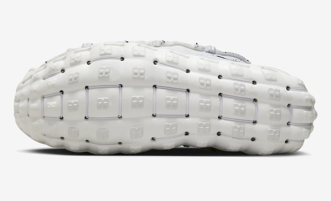 Nike ISPA Mindbody "Black/White"