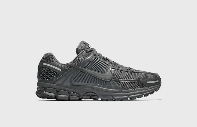 Nike Zoom Vomero 5 "Anthracite"