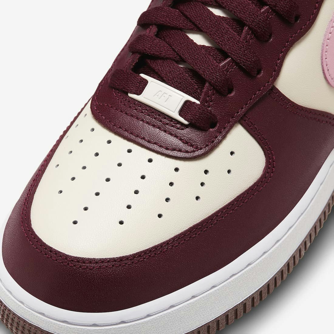 Nike Air Force 1 Low "Valentine’s Day" 
