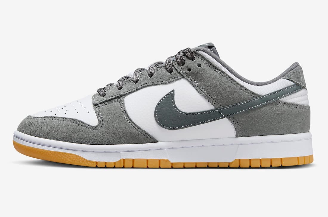 Nike Dunk Low "Smoke Grey"