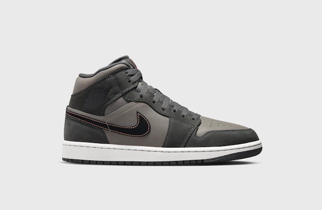 Air Jordan 1 Mid SE "Night Stadium" Air Jordan 1 Mid SE "Night Stadium"