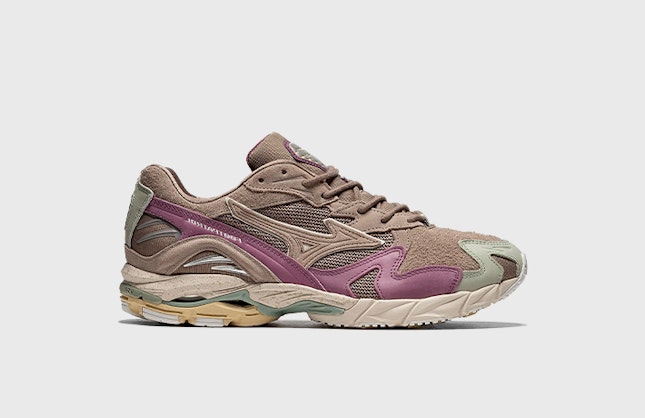 Footpatrol x Mizuno Wave Rider 10 "Rust"