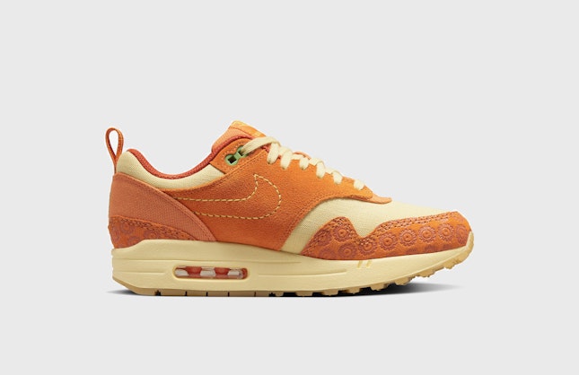 Nike Air Max 1 "Somos Familia"